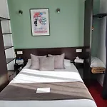 Cit'hotel Les Atlantes Royan Parking Prive 2* Médis