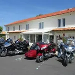 Cit'hotel Les Atlantes Royan Parking Prive Médis