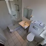 Cit'hotel Les Atlantes Royan Parking Prive Szálloda 2*