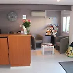 Cit'hotel Les Atlantes Royan Parking Prive Szálloda Médis