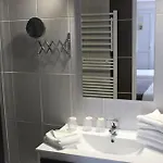 Cit'hotel Les Atlantes Royan Parking Prive 2* Médis