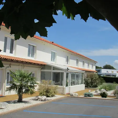 Cit'hotel Les Atlantes Royan Parking Prive Medis