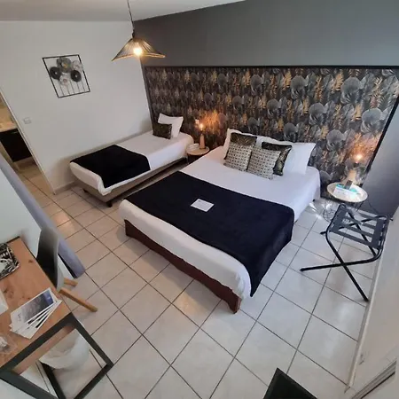 Cit'hotel Les Atlantes Royan Parking Prive Medis