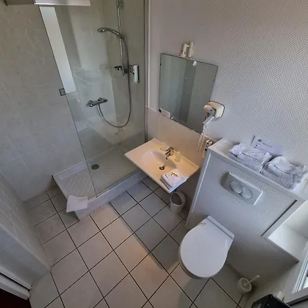 Cit'hotel Les Atlantes Royan Parking Prive Ξενοδοχείο 2*