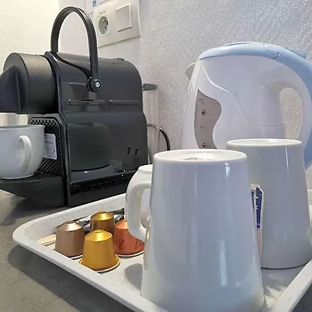 Cit'hotel Les Atlantes Royan Parking Prive 2*