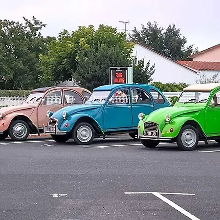 Cit'hotel Les Atlantes Royan Parking Prive Szálloda Médis