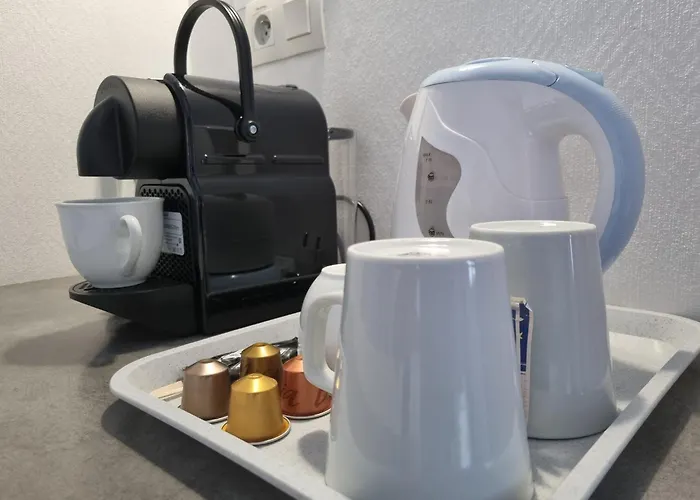 Cit'hotel Les Atlantes Royan Parking Prive 2* Medis