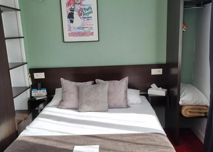 Cit'hotel Les Atlantes Royan Parking Prive 2* Medis