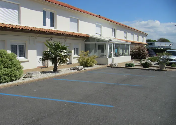 Cit'hotel Les Atlantes Royan Parking Prive Hotel Medis