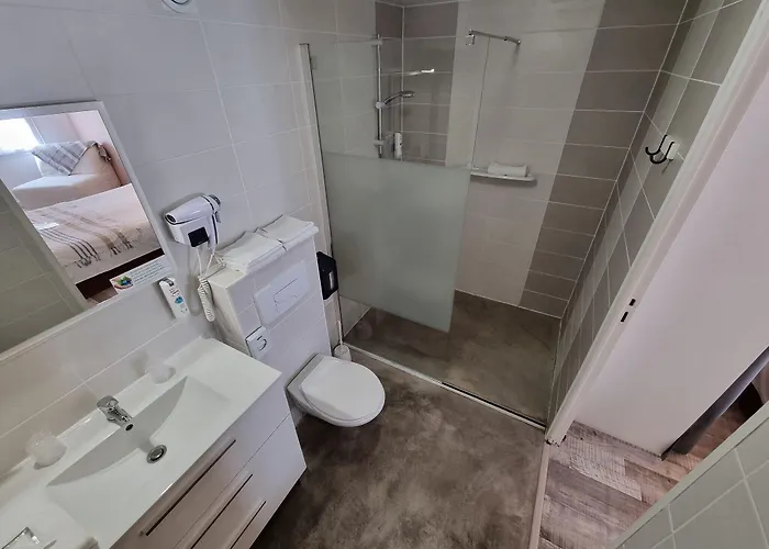 Hotel Cit'hotel Les Atlantes Royan Parking Prive Medis