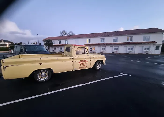 Cit'hotel Les Atlantes Royan Parking Prive Hotel Medis