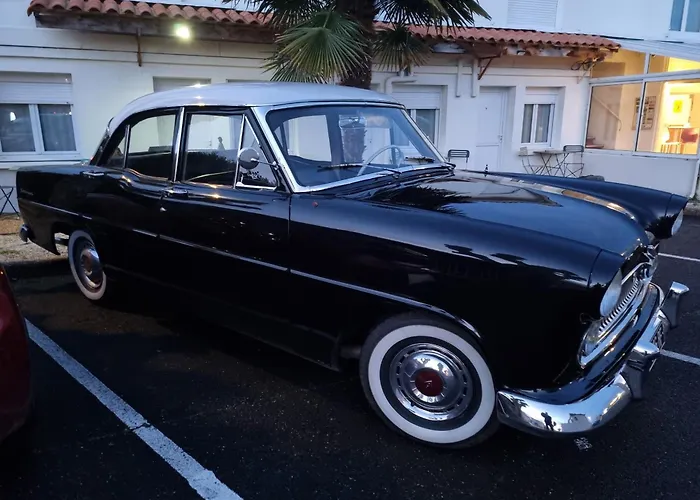 Cit'hotel Les Atlantes Royan Parking Prive