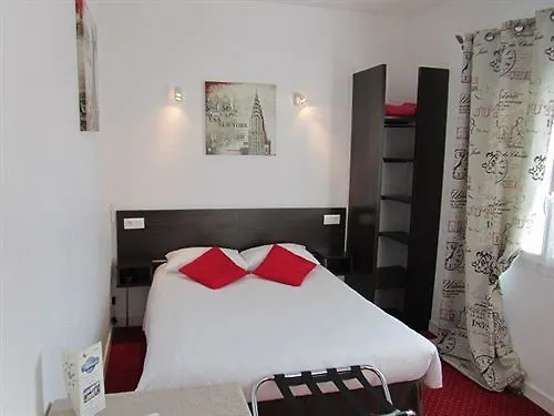 Cit'hotel Les Atlantes Royan Parking Prive 2*