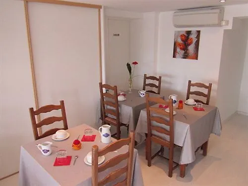 Cit'hotel Les Atlantes Royan Parking Prive Hotel Medis