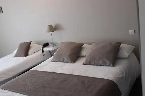 Cit'hotel Les Atlantes Royan Parking Prive Hotel