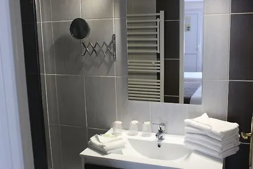 Cit'hotel Les Atlantes Royan Parking Prive 2* Medis